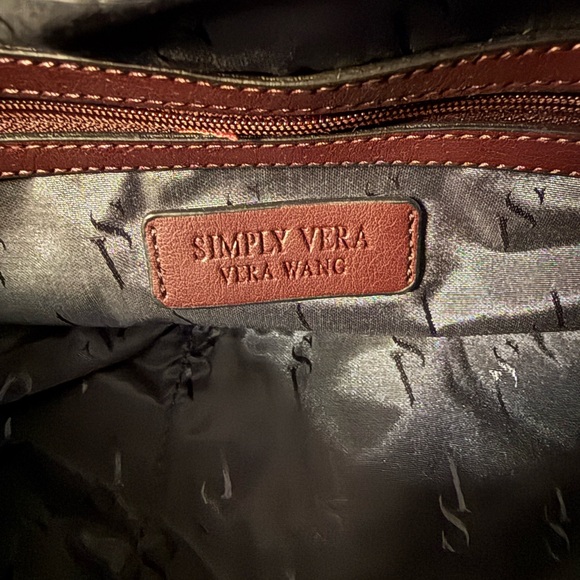 Simply Vera Vera Wang Brown Shoulder Bag with Slouchy Design - Picture 3 of 8